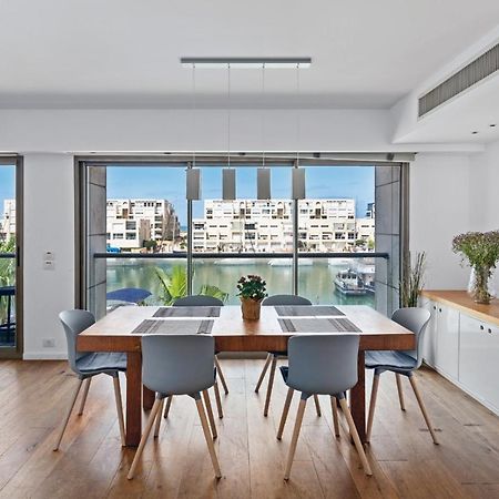 Herzelia Lagoon View 3Bd Huge Family Apartment מראה חיצוני תמונה