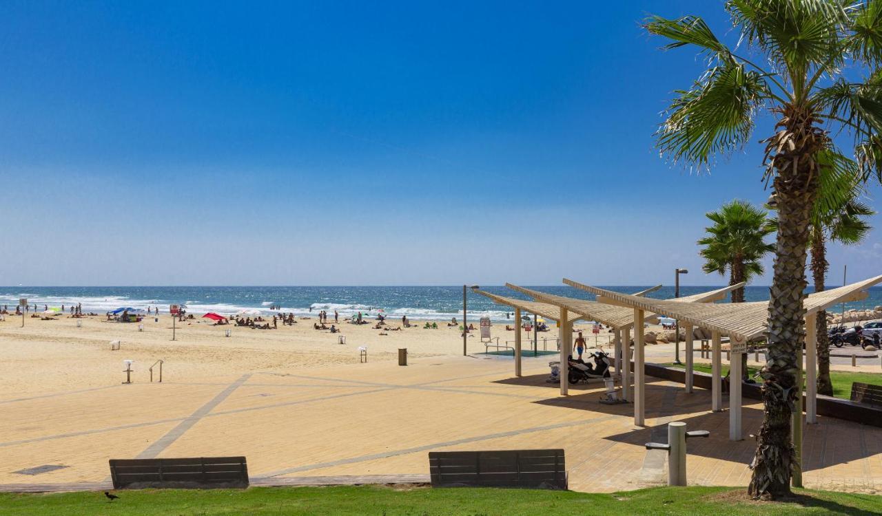Herzelia Lagoon View 3Bd Huge Family Apartment מראה חיצוני תמונה